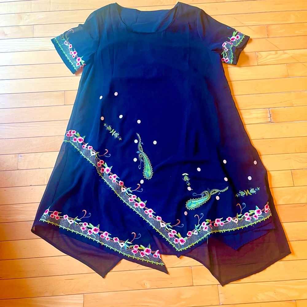 Embroidered beautiful Black Dress summer with Floral Accents - Picture 1 of 2